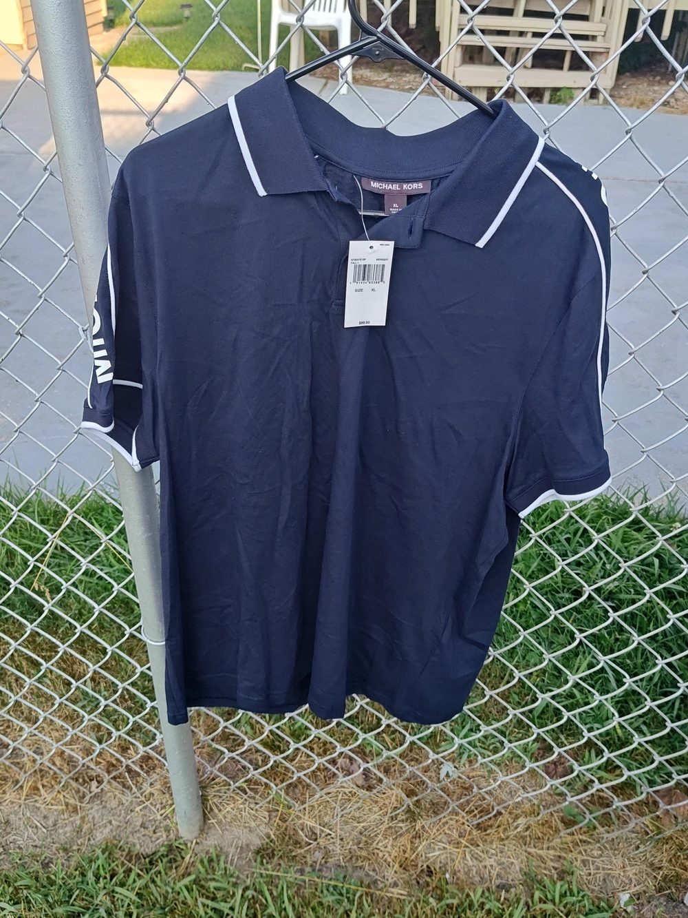 Michael Kors Men’s Navy Polo Shirt White Trim Size XL Shoulder Logo